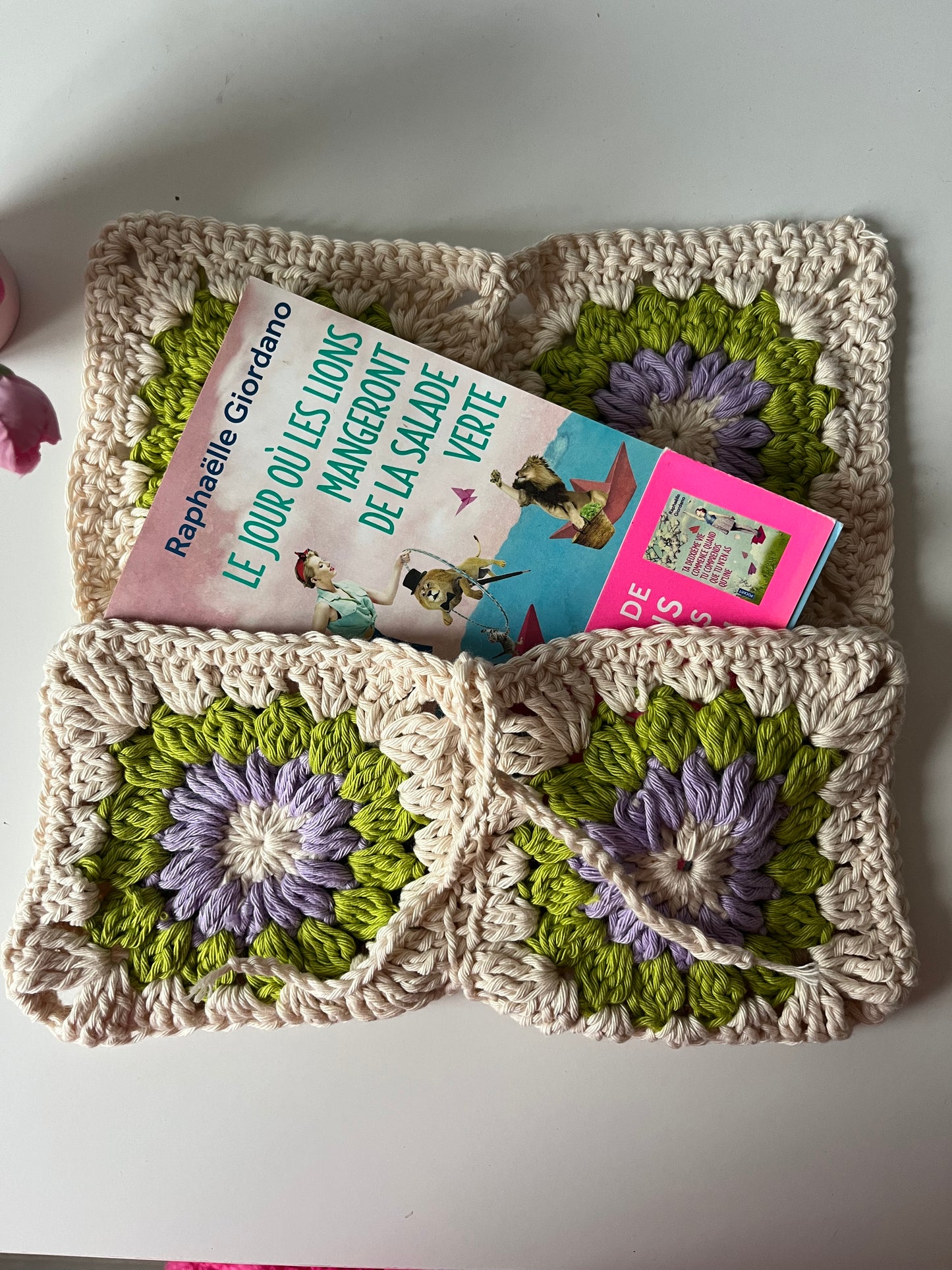 pochette livre liseuse Fleur
